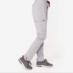 Figs Lola scrub pant in cement